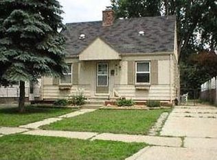 34318 Winslow St, Wayne, MI 48184