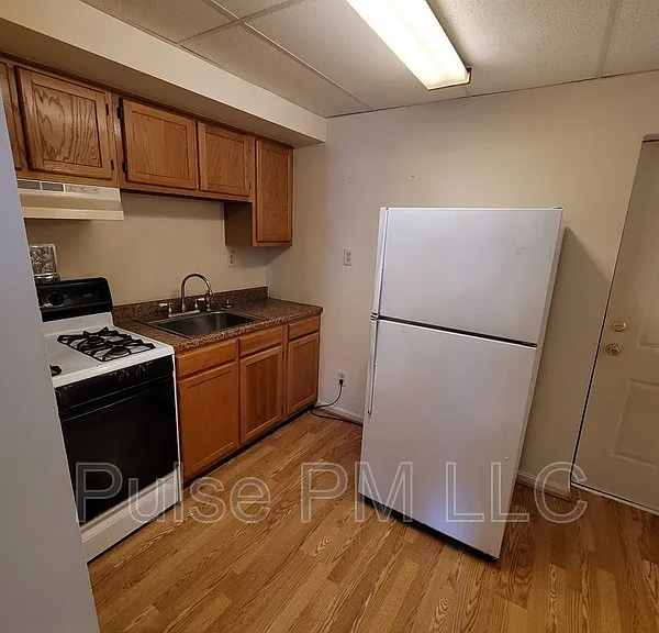 816 Montague Rd #U1 — Photo 5