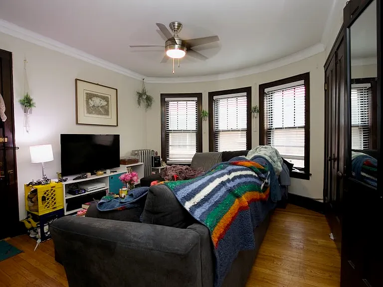 2131 W Giddings St #B3 — Photo 10
