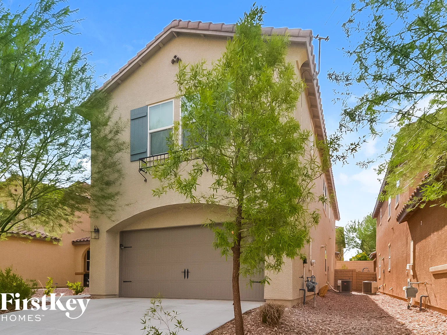 4 bed, 2.5 bath, 2819 sqft, $3,475 — Photo 2