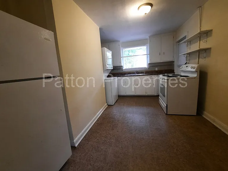 209 S Harden St #209 — Photo 6