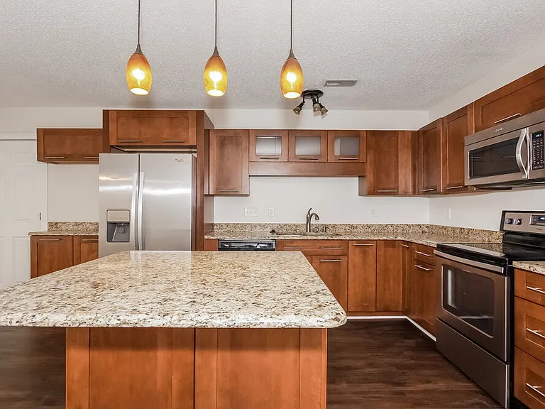 13438 Glencreek Ln — Photo 6