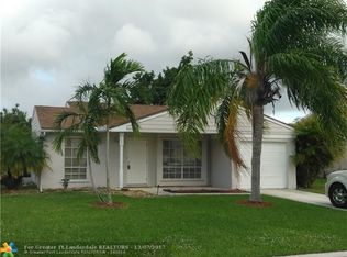 8282 Barnyard Way, Boca Raton, FL 33433