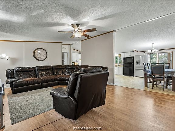 3rd image of 8384 Marty Rd