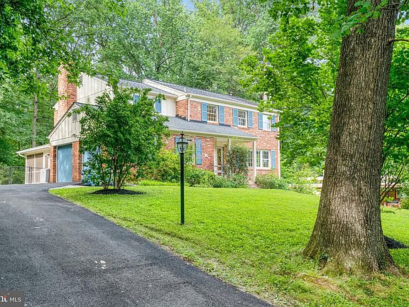 4th image of 9130 Saint Marks Pl
