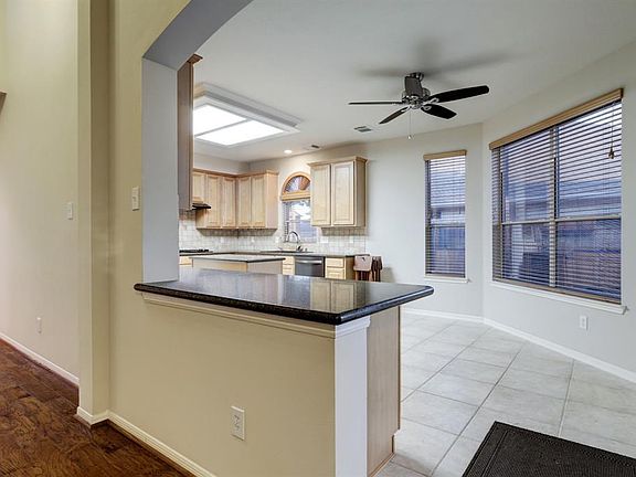 5th image of 2702 Falcon Knoll Ln