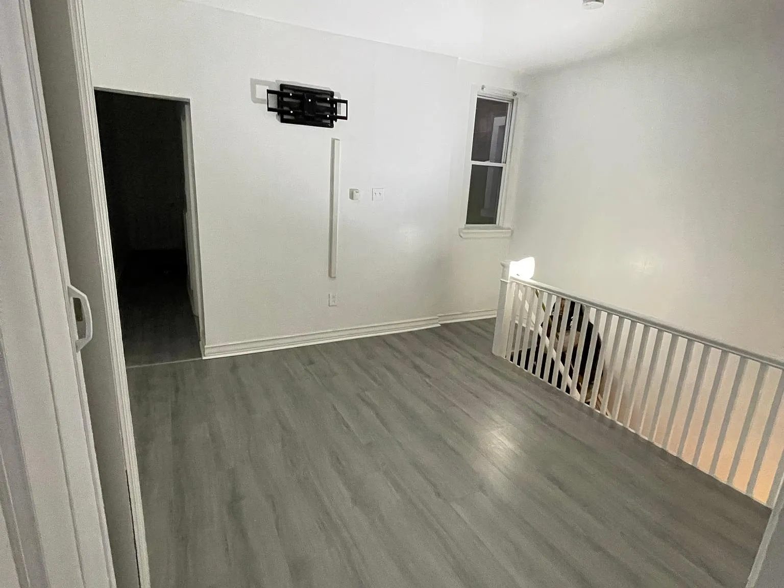 2 bed, $1,300 — Photo 3