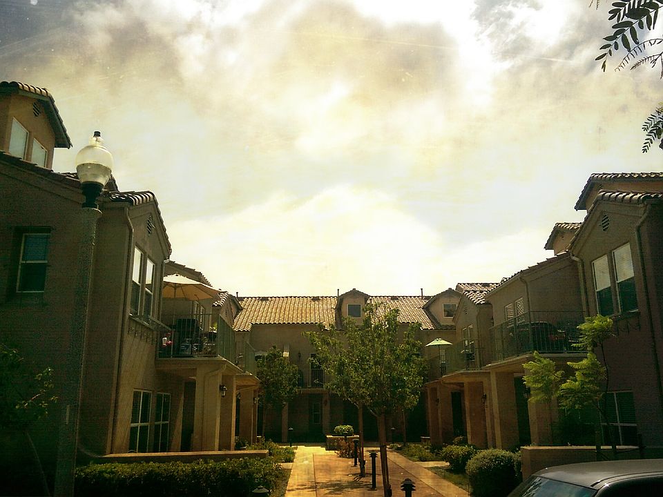 1st image of 11192 Snapdragon St.