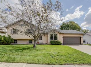 315 N Halsor St, Deforest, WI 53532