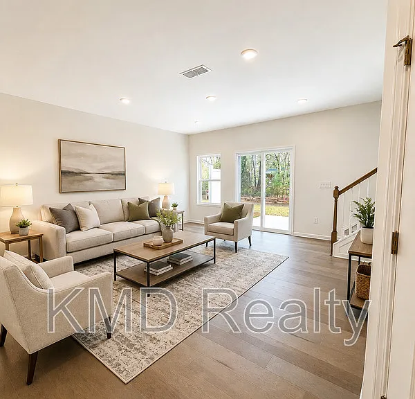 260 Abington St — Photo 6