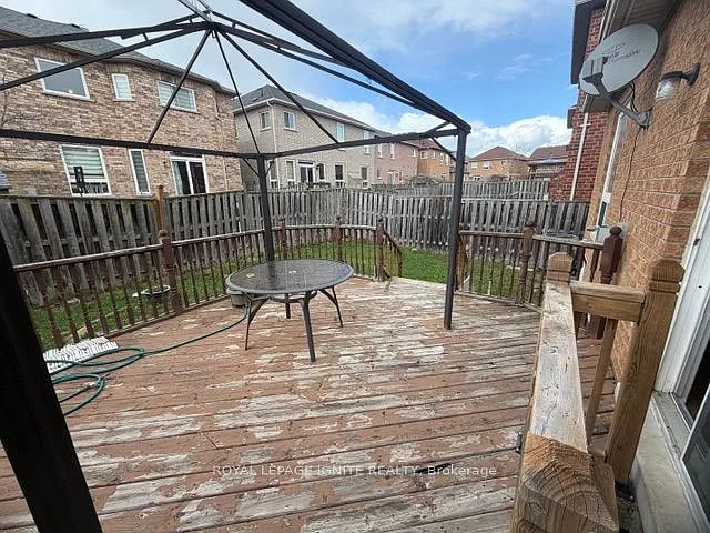 110 Pantomine Blvd #MAIN — Photo 27
