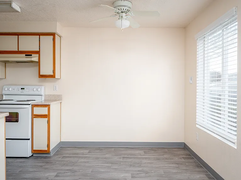 New Heritage Apartments — Photo 13