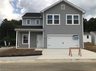 552 Auld Farm Cir, Akron, OH 44320