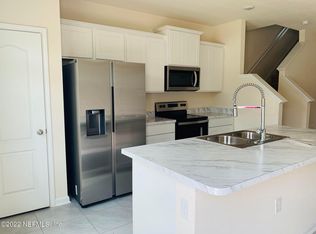 876 Rotary Rd, Jacksonville, FL 32211
