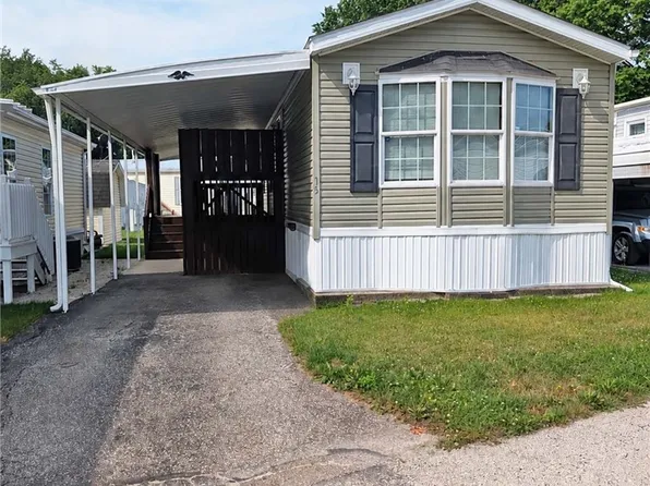 266 Bender St NE Lot 15, Navarre, OH 44662