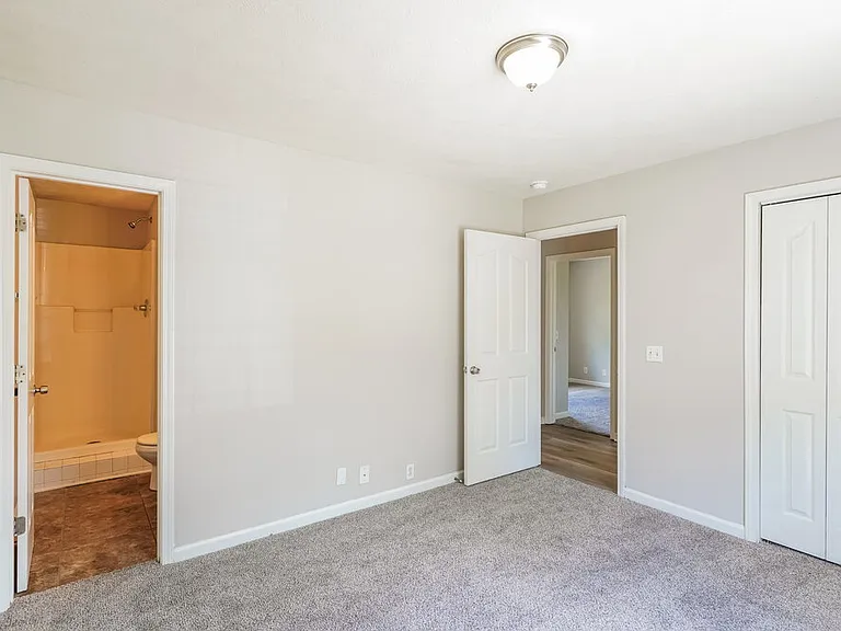 7480 Maggie Dr — Photo 9