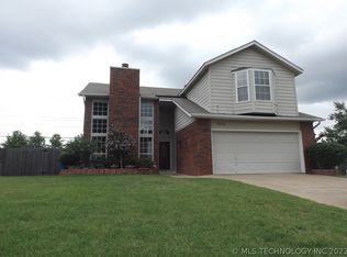 8731 E 91st Pl, Tulsa, OK 74133