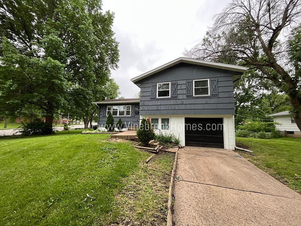 1st image of 8107 E 89th St