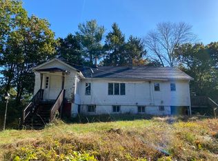 166 Main St, Foxboro, MA 02035