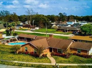 2605 Golden Dr, Chalmette, LA 70043