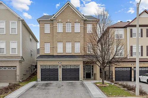 215 Huntsville Dr Photo 1