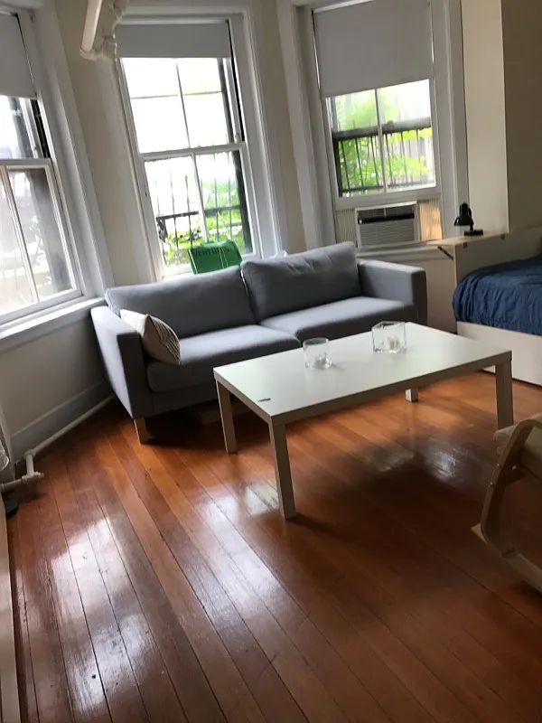 Studio, $2,300 — Photo 1
