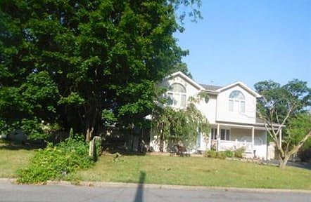 1st image of 2 Mallard Ave