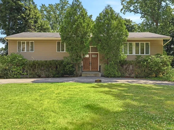 69 Crawford Terrace, New Rochelle, NY 10804