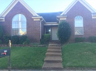 6897 Century Oaks Dr, Cordova, TN 38018