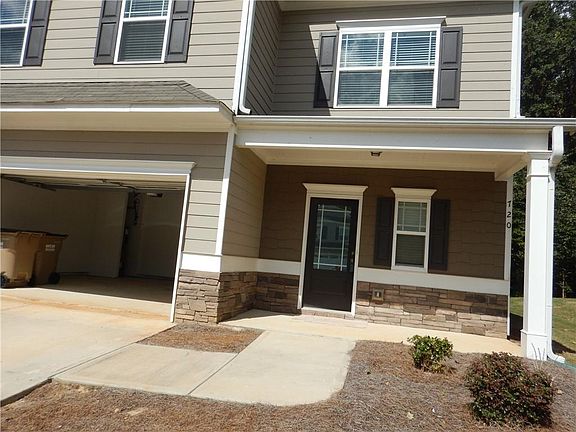 2nd image of 720 Country Ridge Dr