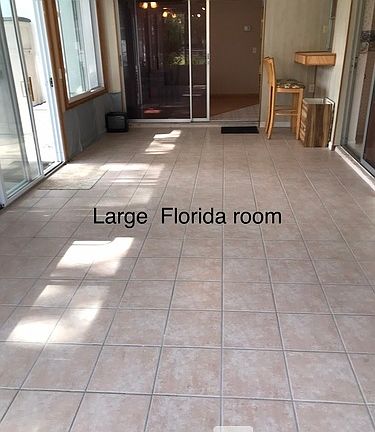 3rd image of 11011 Rollingwood Dr #1