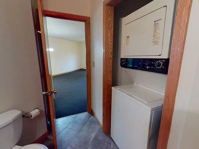 Millstream Apartments — Photo 10
