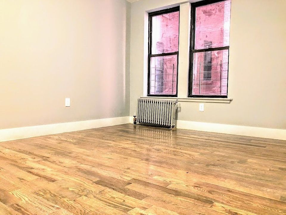 2nd image of 105 E 117th St APT 1E