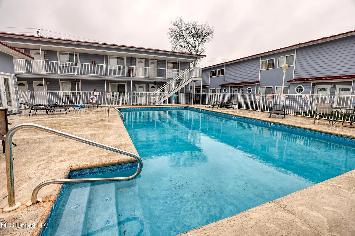 Building Photo - 1664 Beach Blvd #35-1