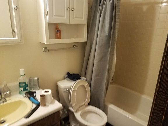 828 Marine Street #4 - bathroom #2