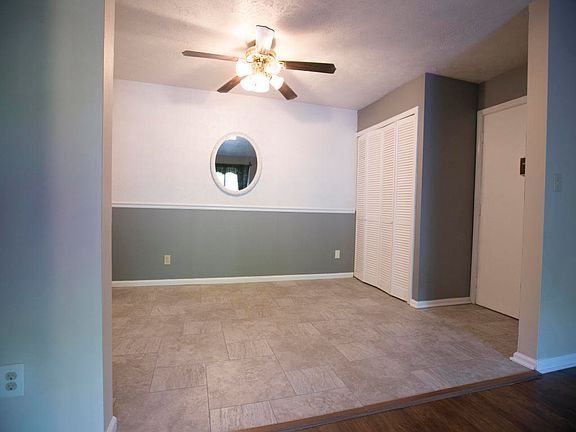 4th image of 3508 Lodge Ln APT 222
