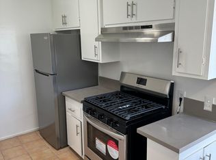 1134 10th St #10-D, Santa Monica, CA 90403