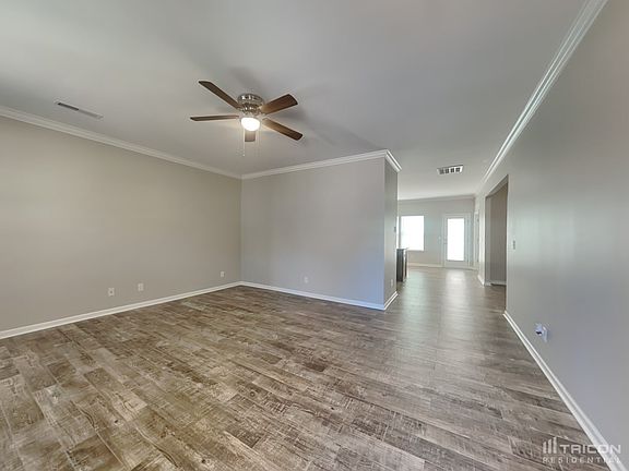 2nd image of 807 Jacobus Ct