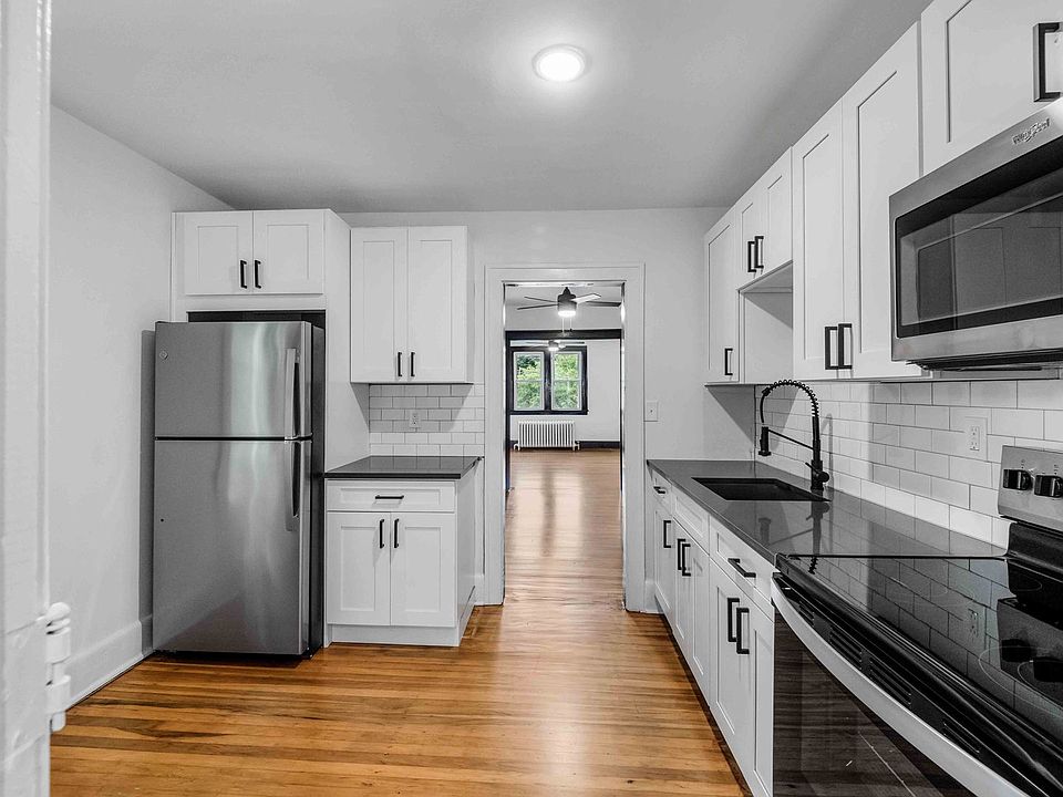 1st image of 99 Bradford Ave APT 4