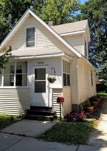 1324 Dewey Ct, Madison, WI, 53703