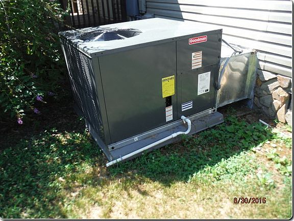 3rd image of 1516 Greenpack Pkwy