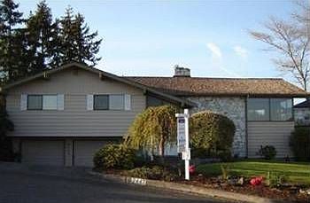 1st image of 2447 Lenore Dr