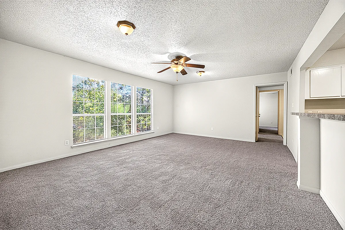 Garden Park Apartments — Photo 3