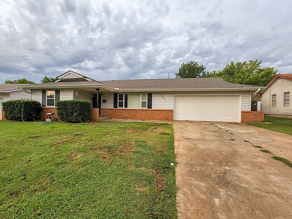 4th image of 1304 Thompson Dr