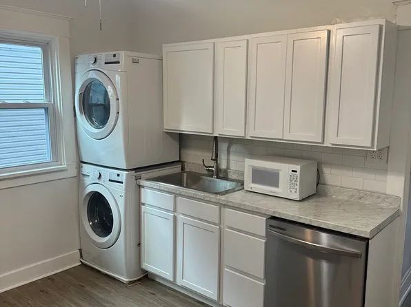 92 Saranac Ave, Buffalo, NY 14216