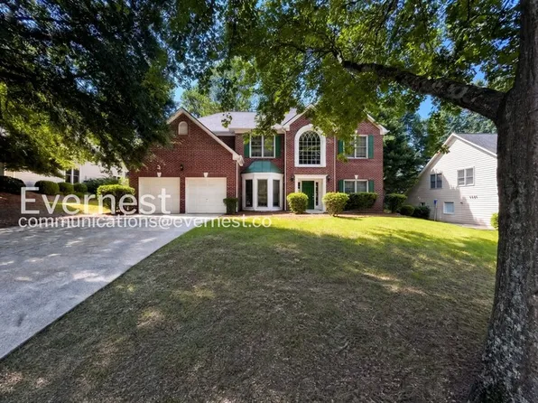 1095 Downyshire Dr, Lawrenceville, GA 30044