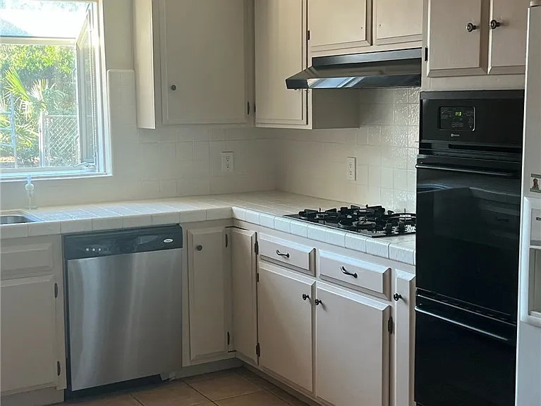 1192 Man O War Dr — Photo 13