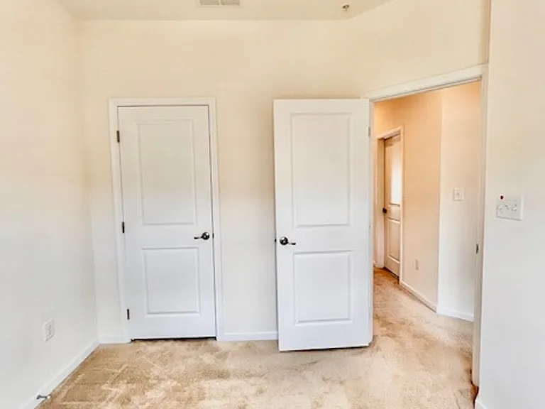 7473 Singers Way — Photo 42