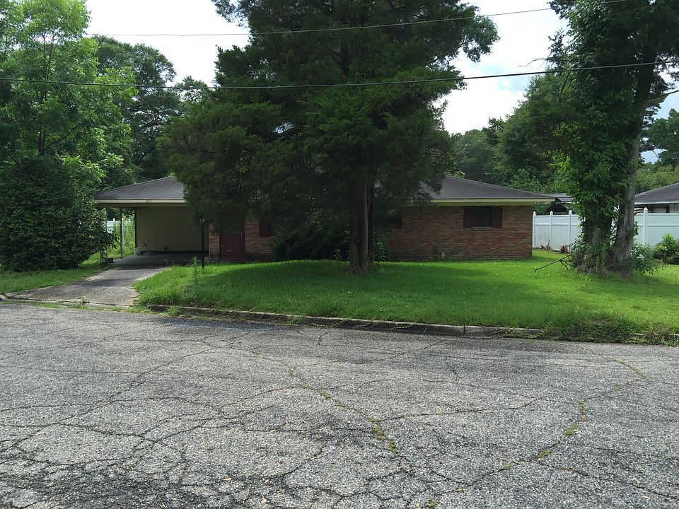1st image of 1017 Christopher McCgraw Dr