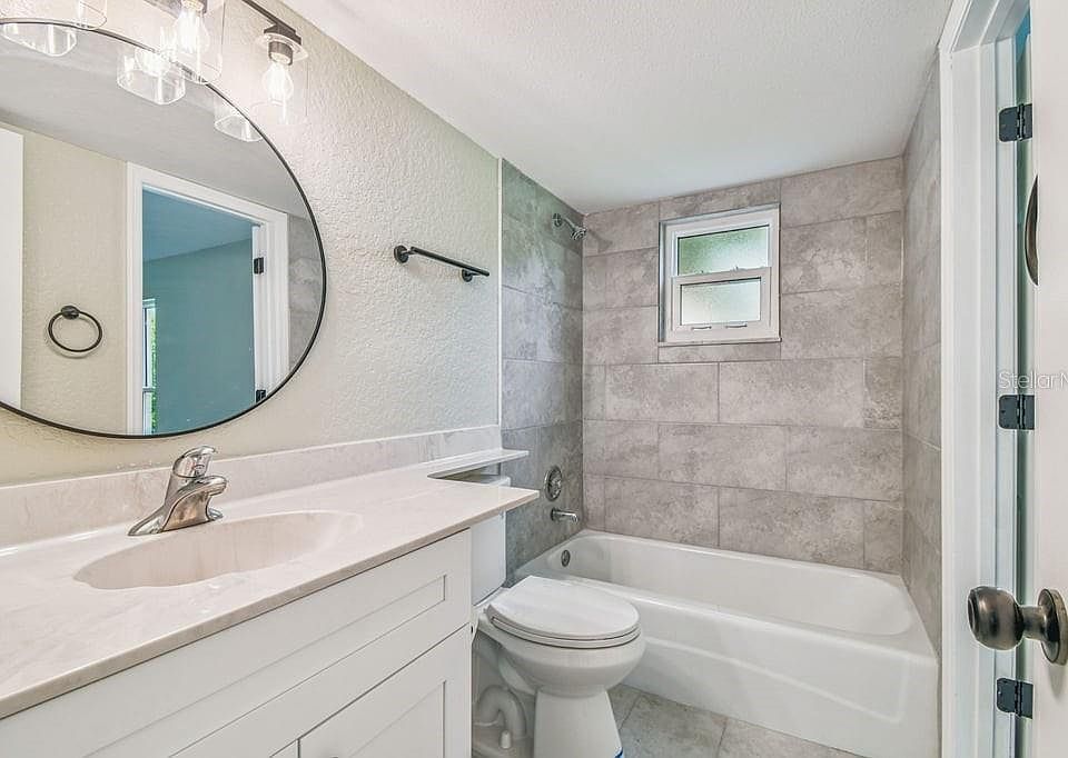 10th image of 4829 ONYX LANE #101